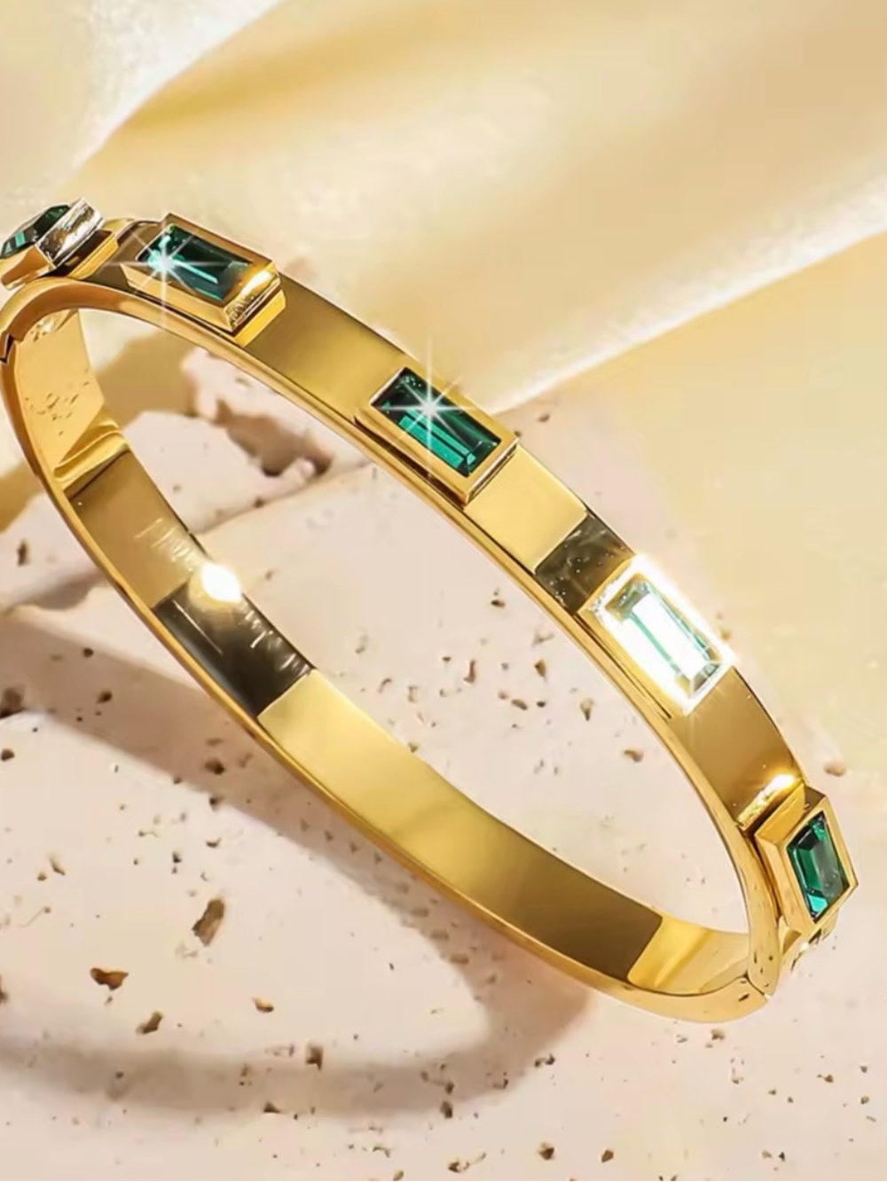3Pcs Gold Color Stainless Steel Stacked Bangle Bracelets. - Picture 3 of 5